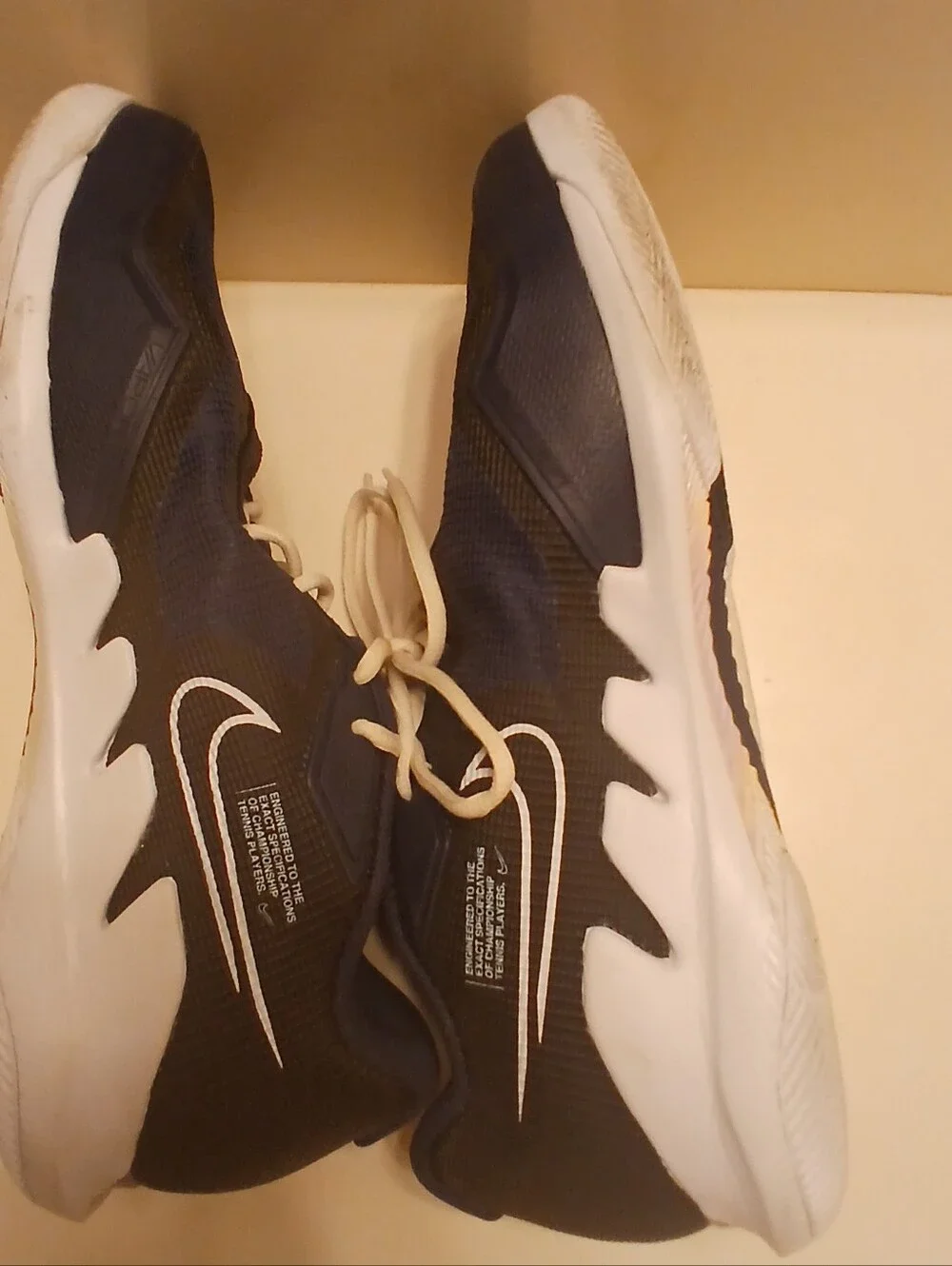 Nike Men’s Navy and White Vapor Court Athletic Shoes